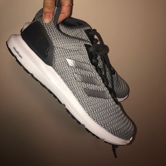 adidas Shoes - Adidas cloudfoam running shoes